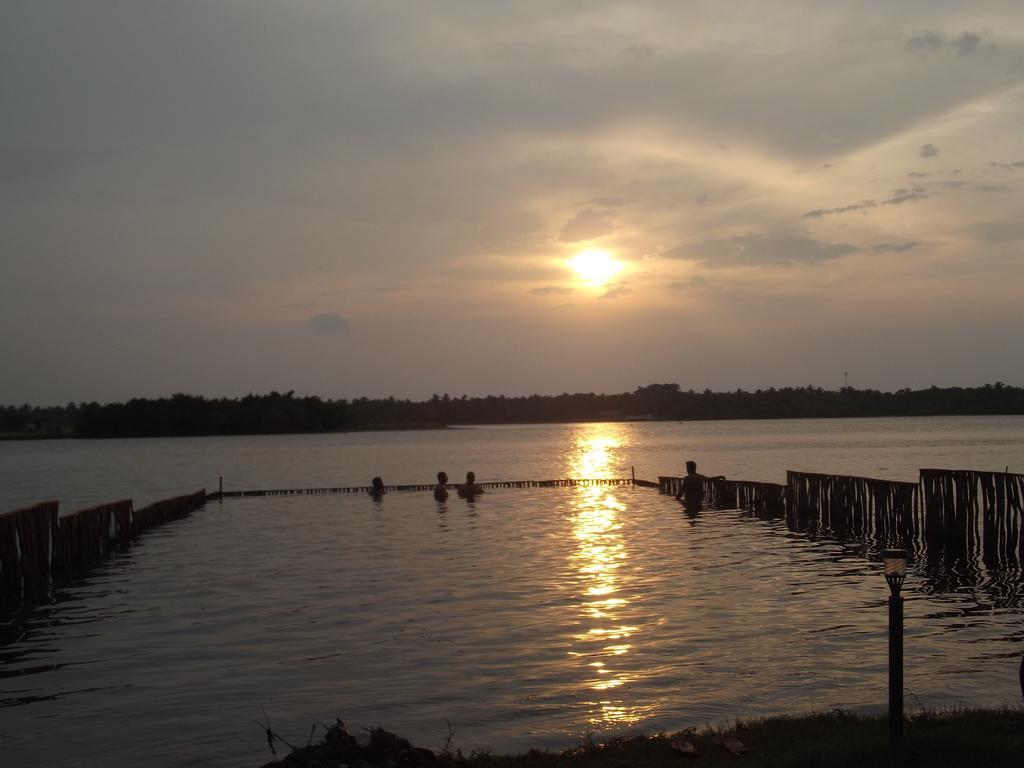 Lord Of The Forest Hotel Batticaloa Exterior foto